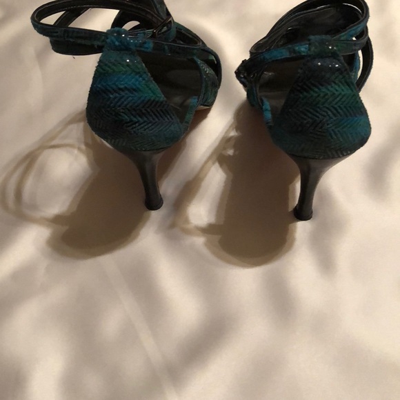 Stuart Weitzman Heels w/ Ankle Strap - Picture 4 of 6